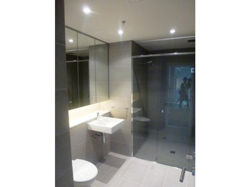 2502/1-13 Point Park Crescent, Docklands VIC 3008