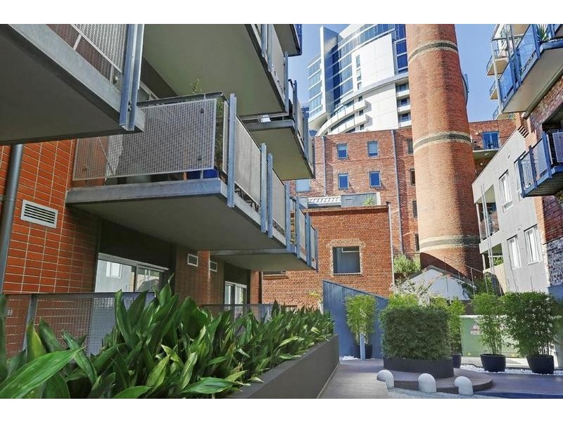 2nd Floor/52 Dow St, Port Melbourne VIC 3207