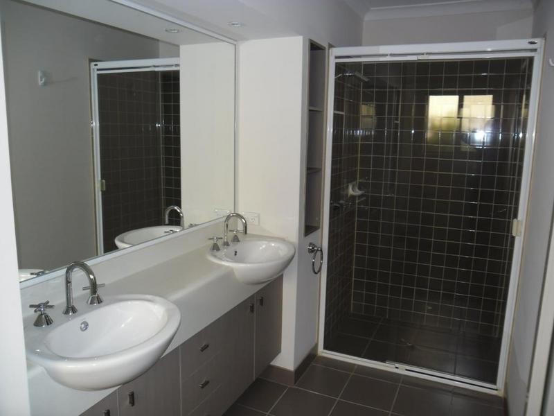 11 Ward Road, Queenscliff VIC 3225