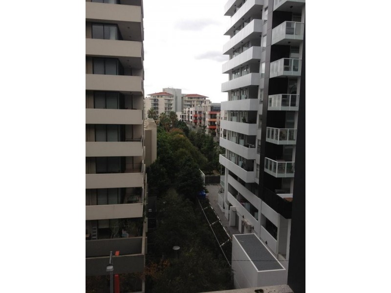 325/35 Malcolm Street, South Yarra VIC 3141