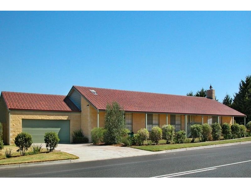 1 Lakes Entrance Drive, Point Lonsdale VIC 3225