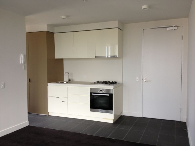 1712/33 Mackenzie Street, Melbourne VIC 3000