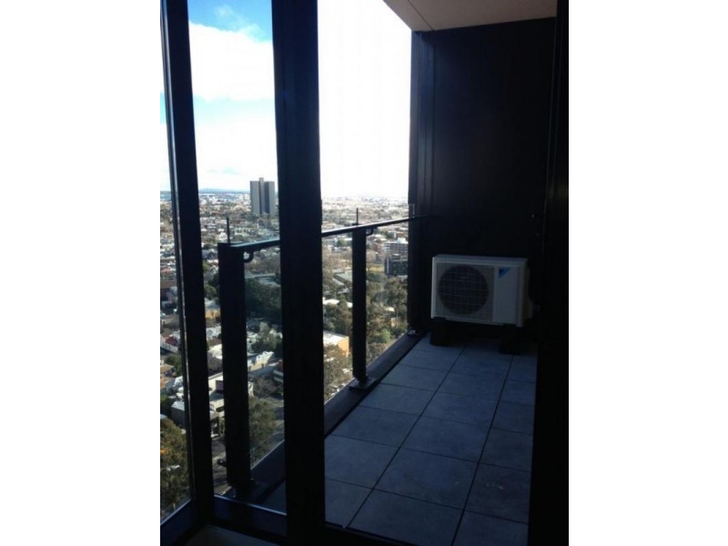 2402/50 Albert Road, South Melbourne VIC 3205