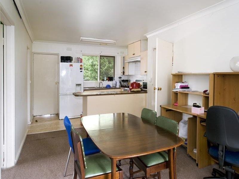 2/782 Whitehorse Rd, Mont Albert VIC 3127