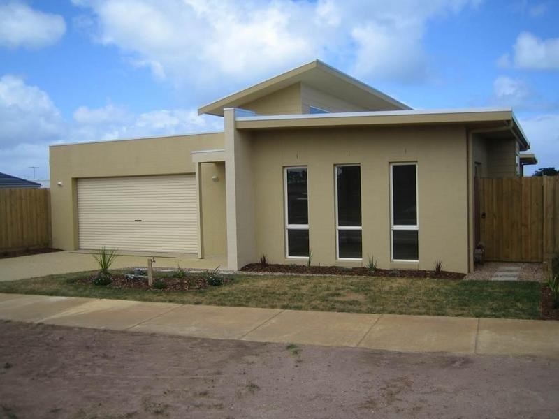 15 Heathwood Way, Ocean Grove VIC 3226