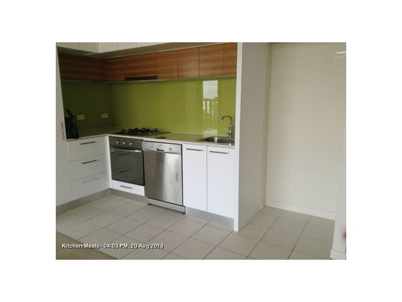 100 Harbour Esplanade, Docklands VIC 3008