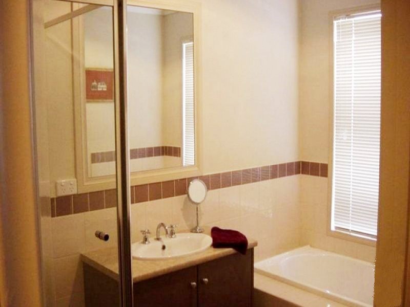 8 Redcliffe Terrace, Doreen VIC 3754