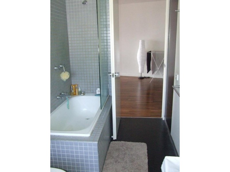 701/300 Swanston Street, Melbourne VIC 3000