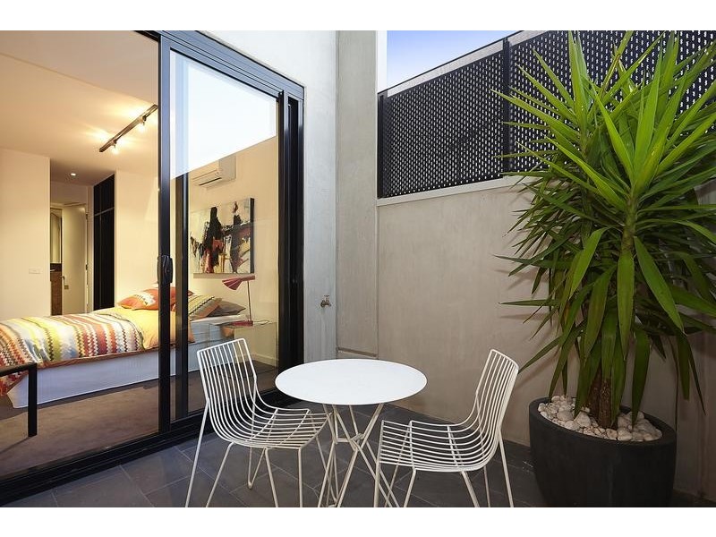 72 Acland St, St Kilda VIC 3182