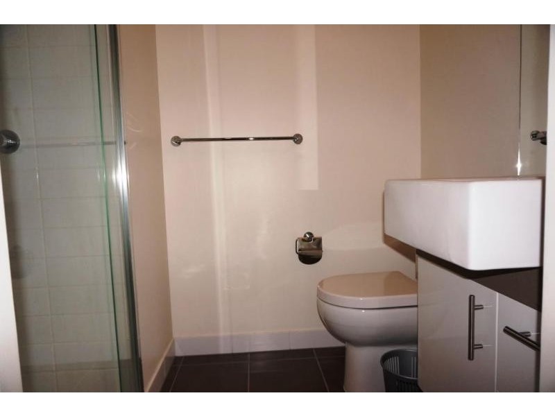 1006/8 Exploration Lane, Melbourne VIC 3000