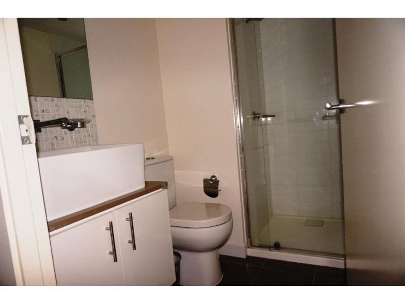 1006/8 Exploration Lane, Melbourne VIC 3000
