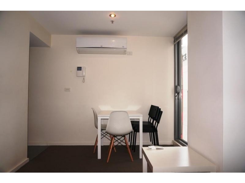 1006/8 Exploration Lane, Melbourne VIC 3000