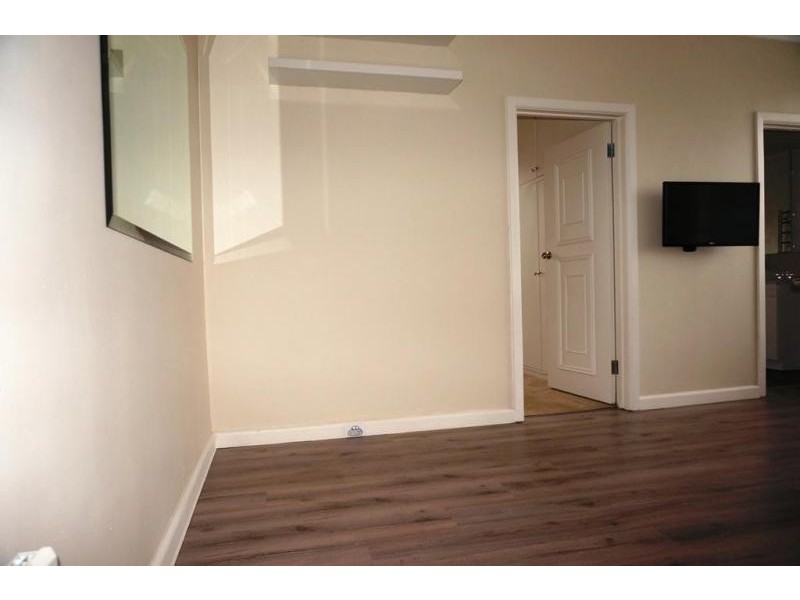 PH 10/4 Lambert Road, Toorak VIC 3142