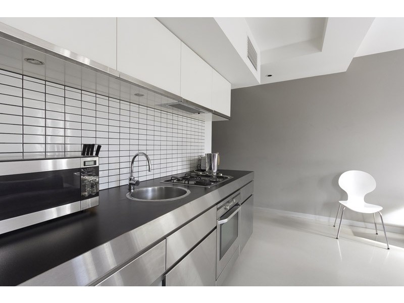 110/9 Commercial Rd, Melbourne VIC 3004
