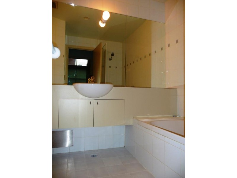 APT 9/7 Drewery Lane, Melbourne VIC 3000
