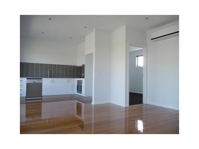 TH 3/121 Donald Street, Brunswick East VIC 3057