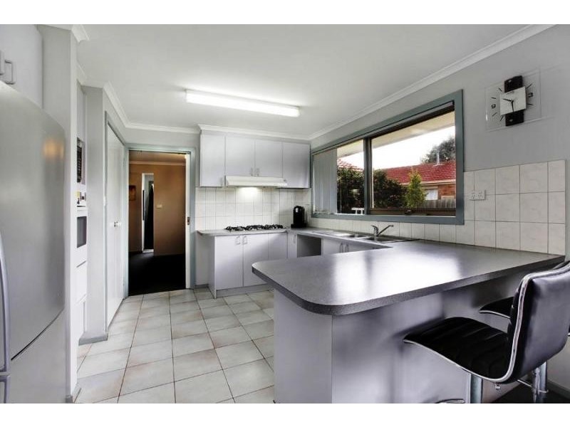12 Vista Close, Gisborne VIC 3437
