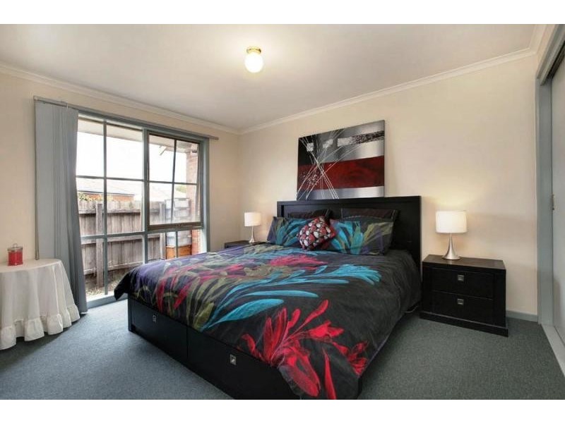 12 Vista Close, Gisborne VIC 3437