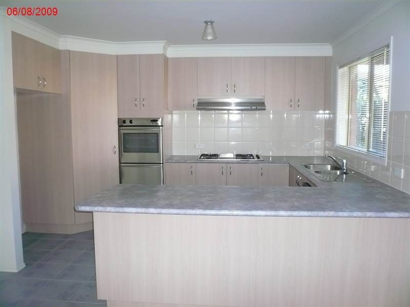 19 Aviemoore Way, Point Cook VIC 3030