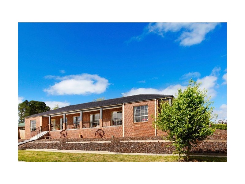 3 Mulgutherie Way, Gisborne VIC 3437