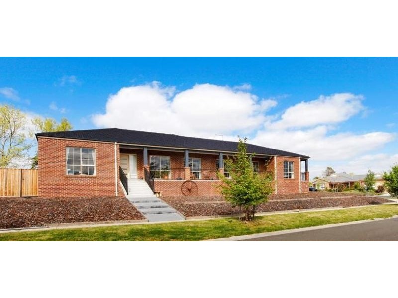 3 Mulgutherie Way, Gisborne VIC 3437