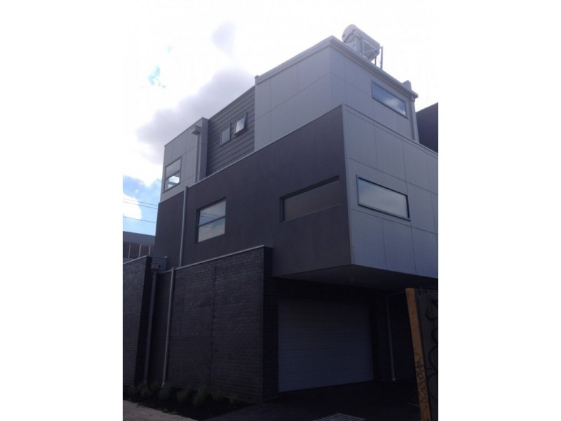 1/51 William Street, Box Hill VIC 3128