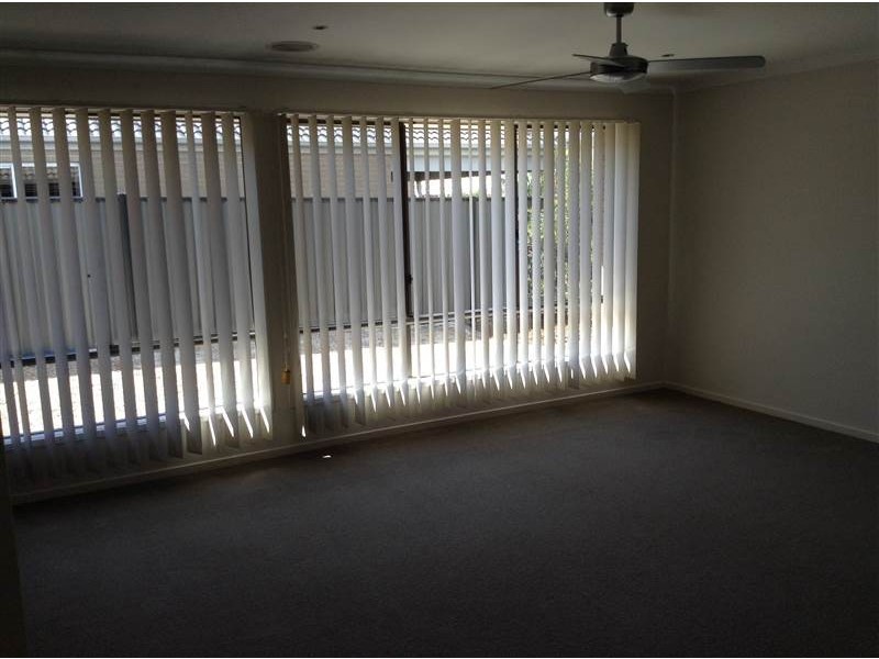 20 Villiers Drive, Point Cook VIC 3030