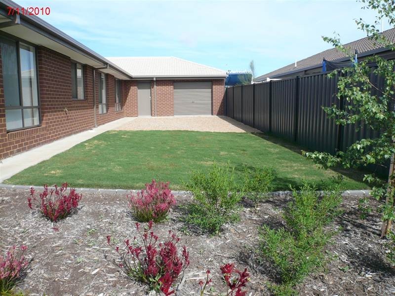 18 Villiers Drive, Point Cook VIC 3030