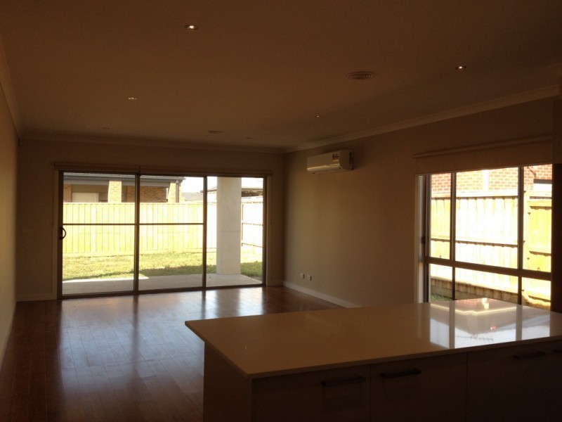 12 Passionfruit Crescent, Mernda VIC 3754