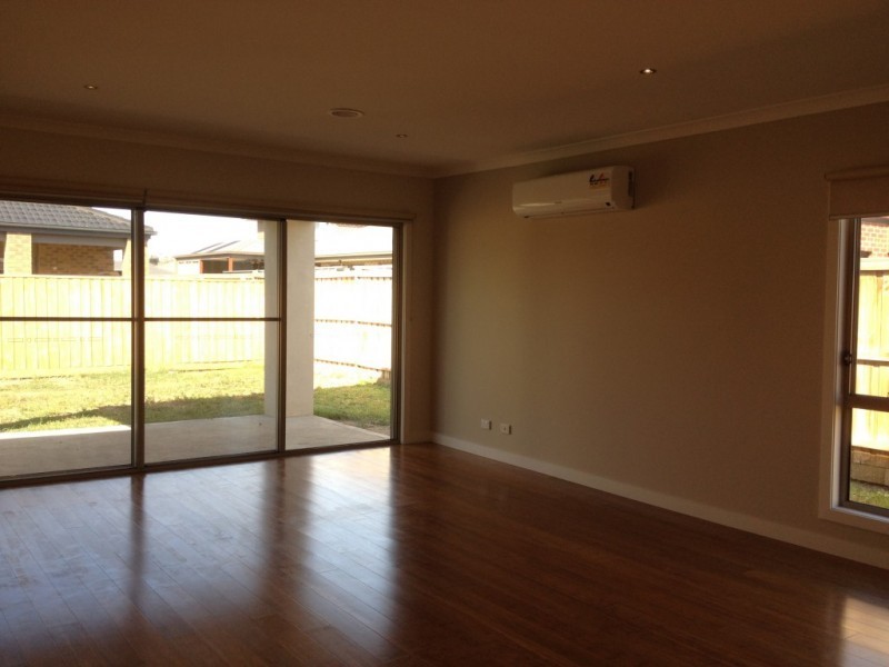 12 Passionfruit Crescent, Mernda VIC 3754