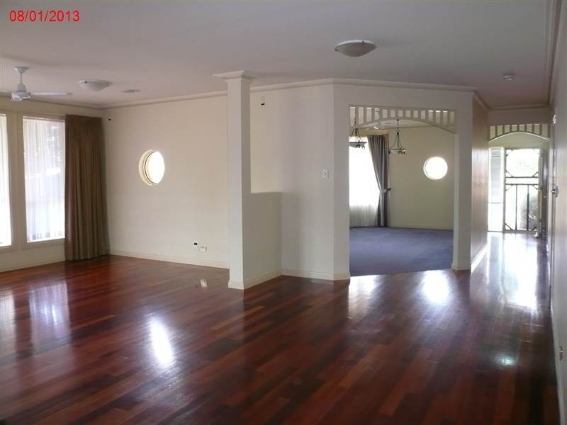 17 Livingstone Square, Point Cook VIC 3030