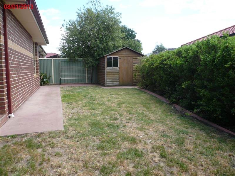 17 Livingstone Square, Point Cook VIC 3030