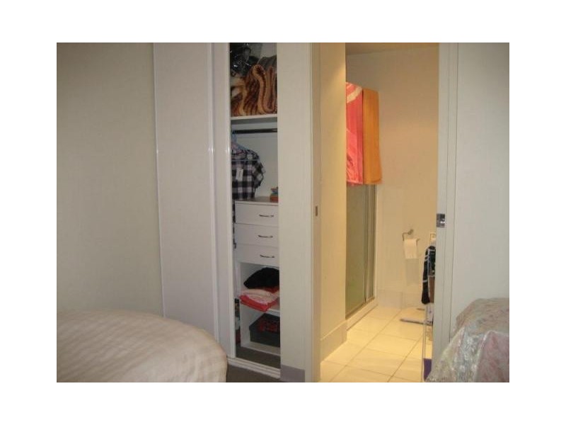 315/528 Swanston, Carlton VIC 3053