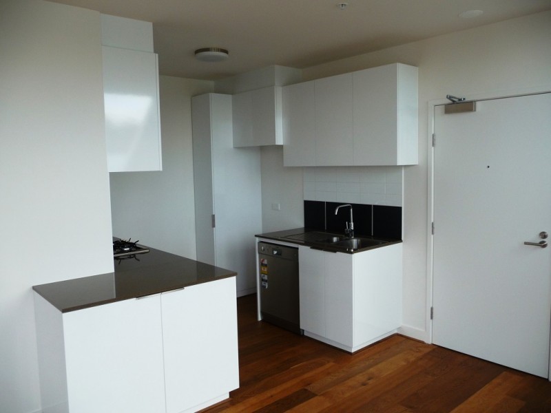 707/10-16 Trenerry Crecent, Abbotsford VIC 3067