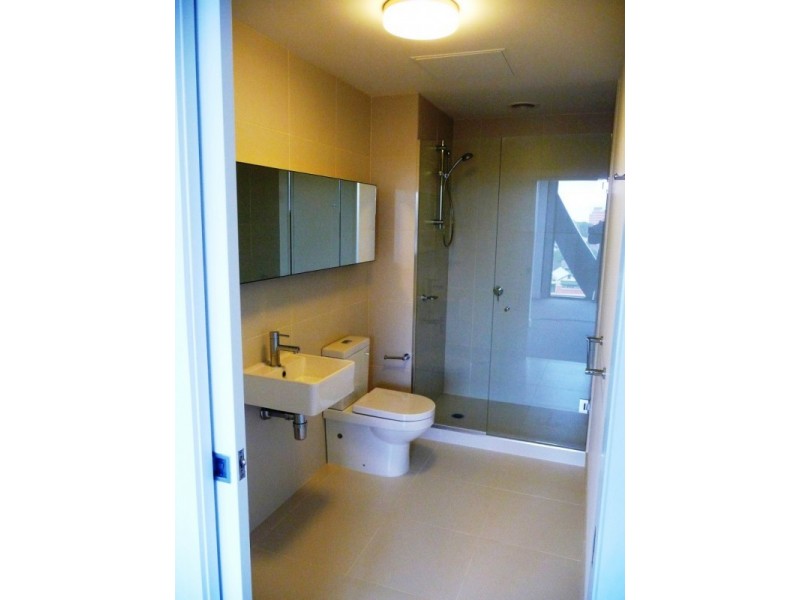 707/10-16 Trenerry Crecent, Abbotsford VIC 3067