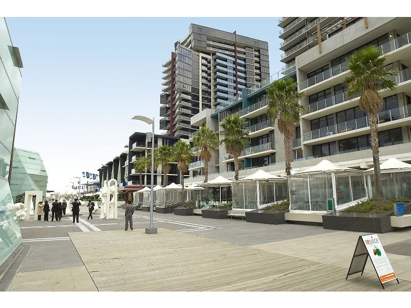 5 Caravel Lane, Docklands VIC 3008