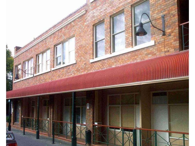 5A Naughton Place, Carlton VIC 3053