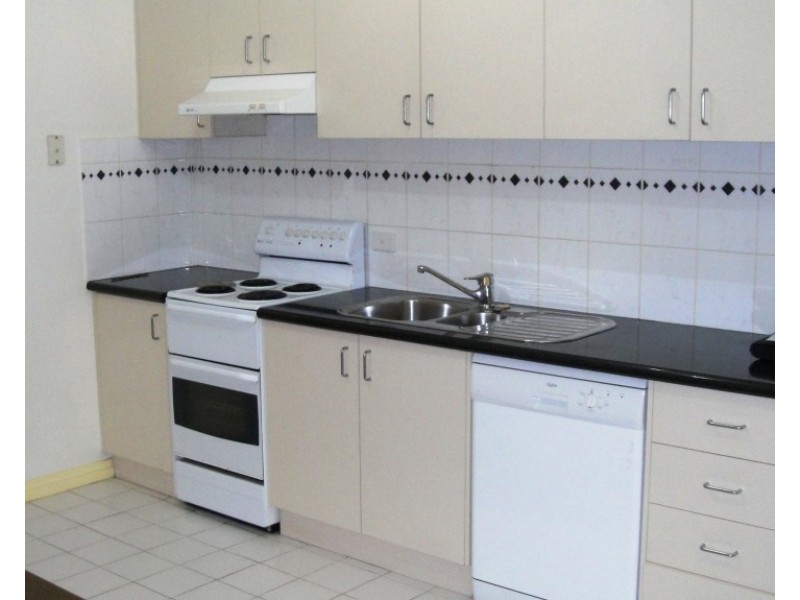 5A Naughton Place, Carlton VIC 3053