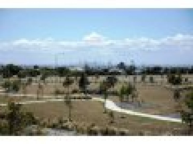 30 Parkwood Terrace, Sanctuary Lakes VIC 3030