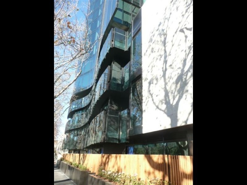 102/279 Wellington Parade South, East Melbourne VIC 3002