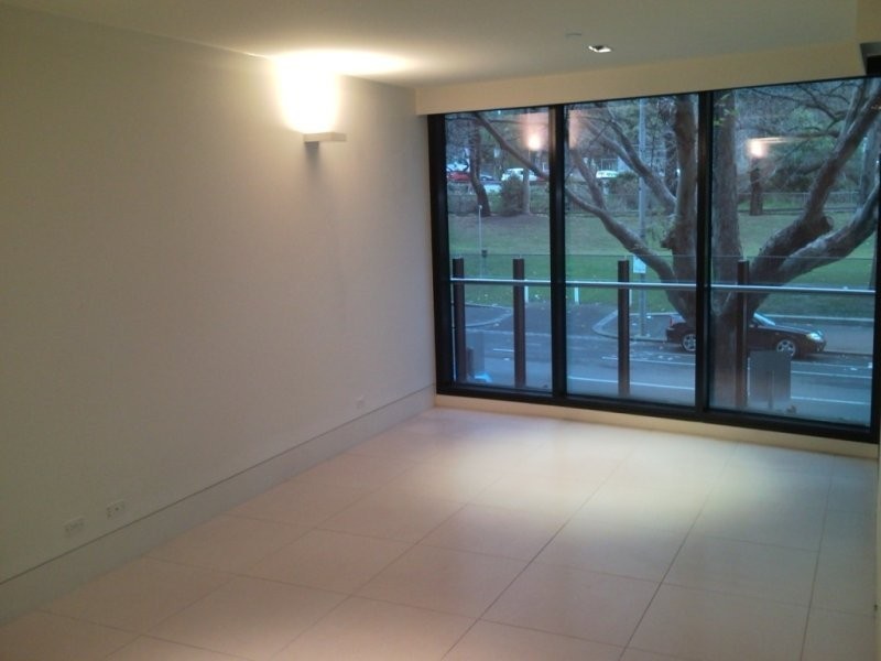 102/279 Wellington Parade South, East Melbourne VIC 3002