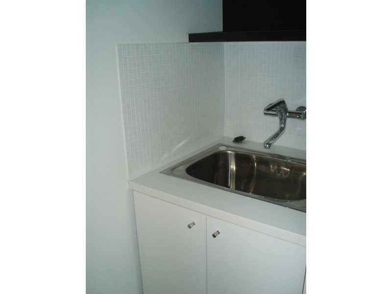 202/217 A’beckett, Melbourne VIC 3000