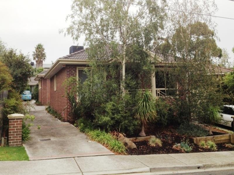 11 Roslyn Street, Pascoe Vale VIC 3044