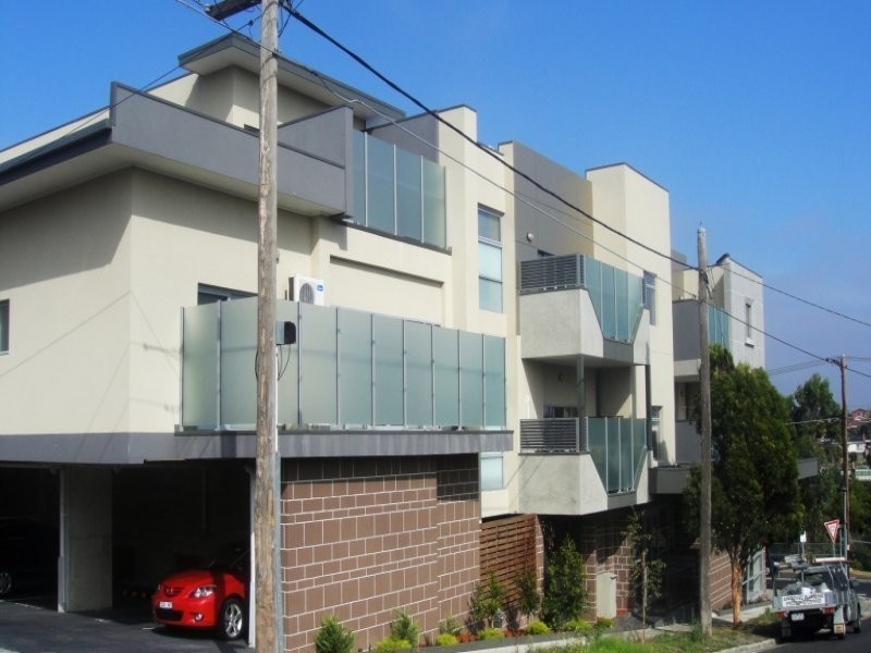 9/208 Waterloo Road, Glenroy VIC 3046