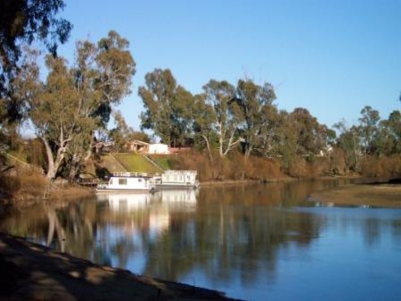 73-77 Butler Street, Deniliquin NSW 2710