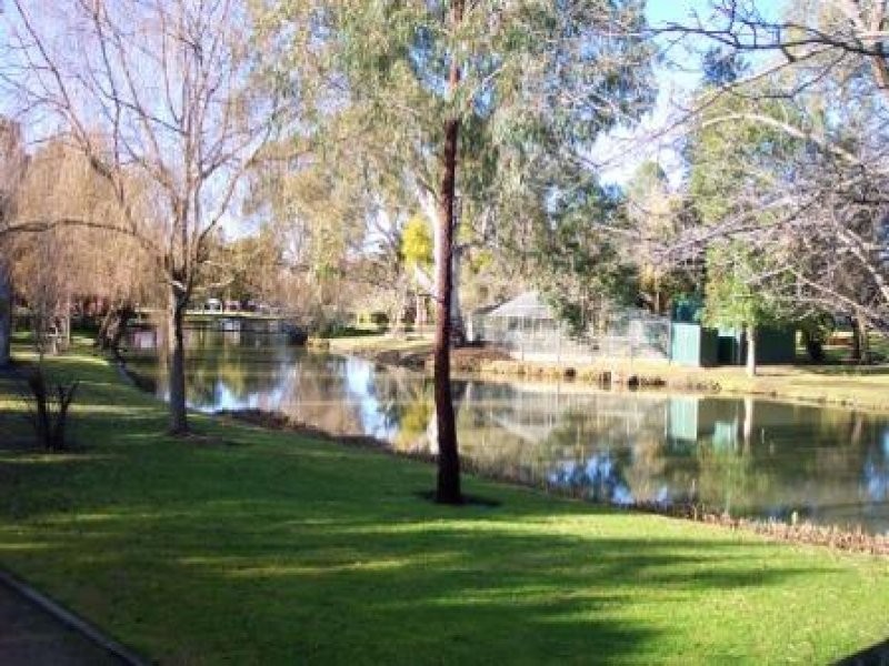 73-77 Butler Street, Deniliquin NSW 2710