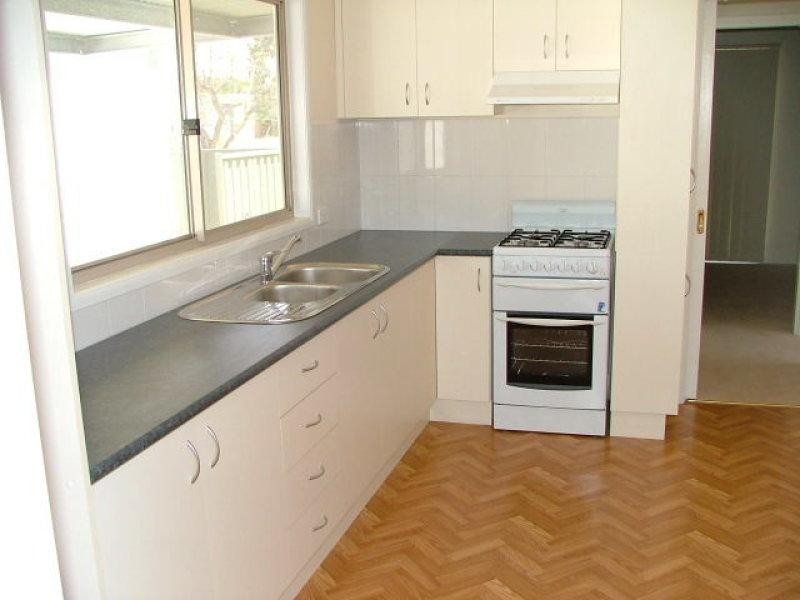 75 Butler Street, Deniliquin NSW 2710