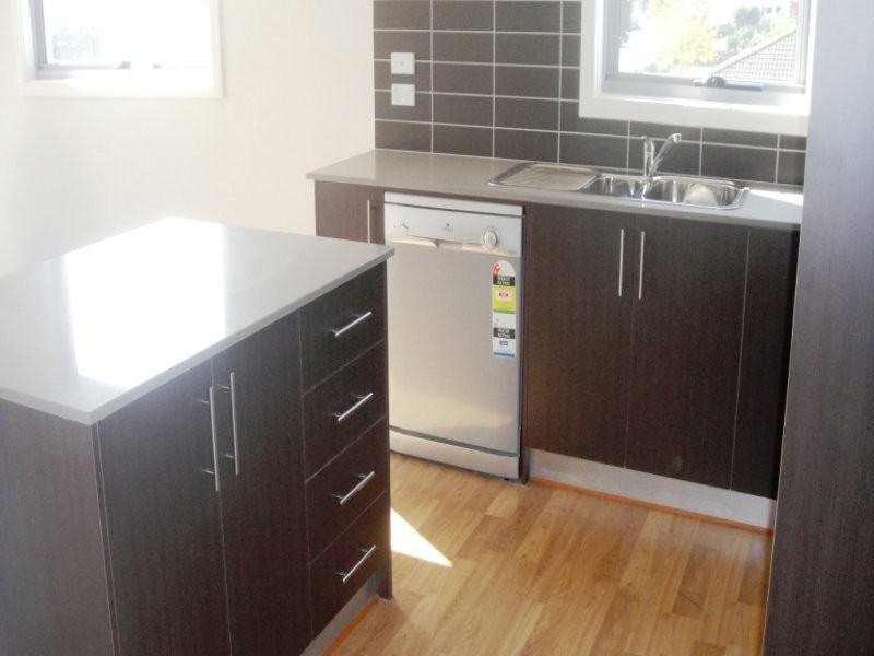 9/208 Waterloo Road, Oak Park VIC 3046