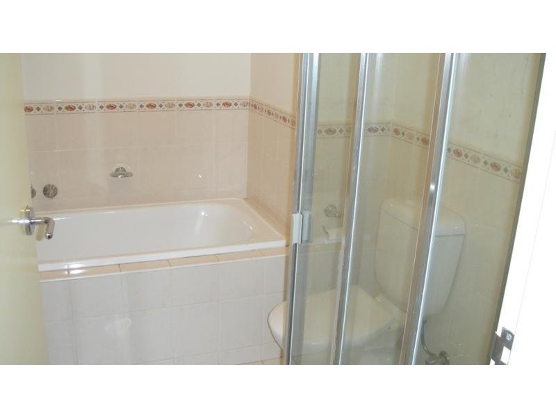 249 Cnr Drummond Street & Naughton Place, Carlton VIC 3053