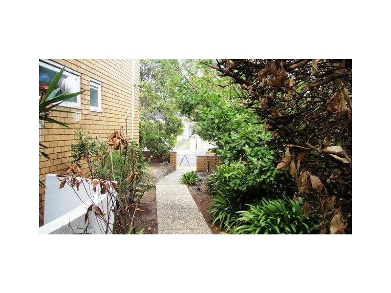 1887 Cnr Malvern Road & Moira Street, Malvern East VIC 3145